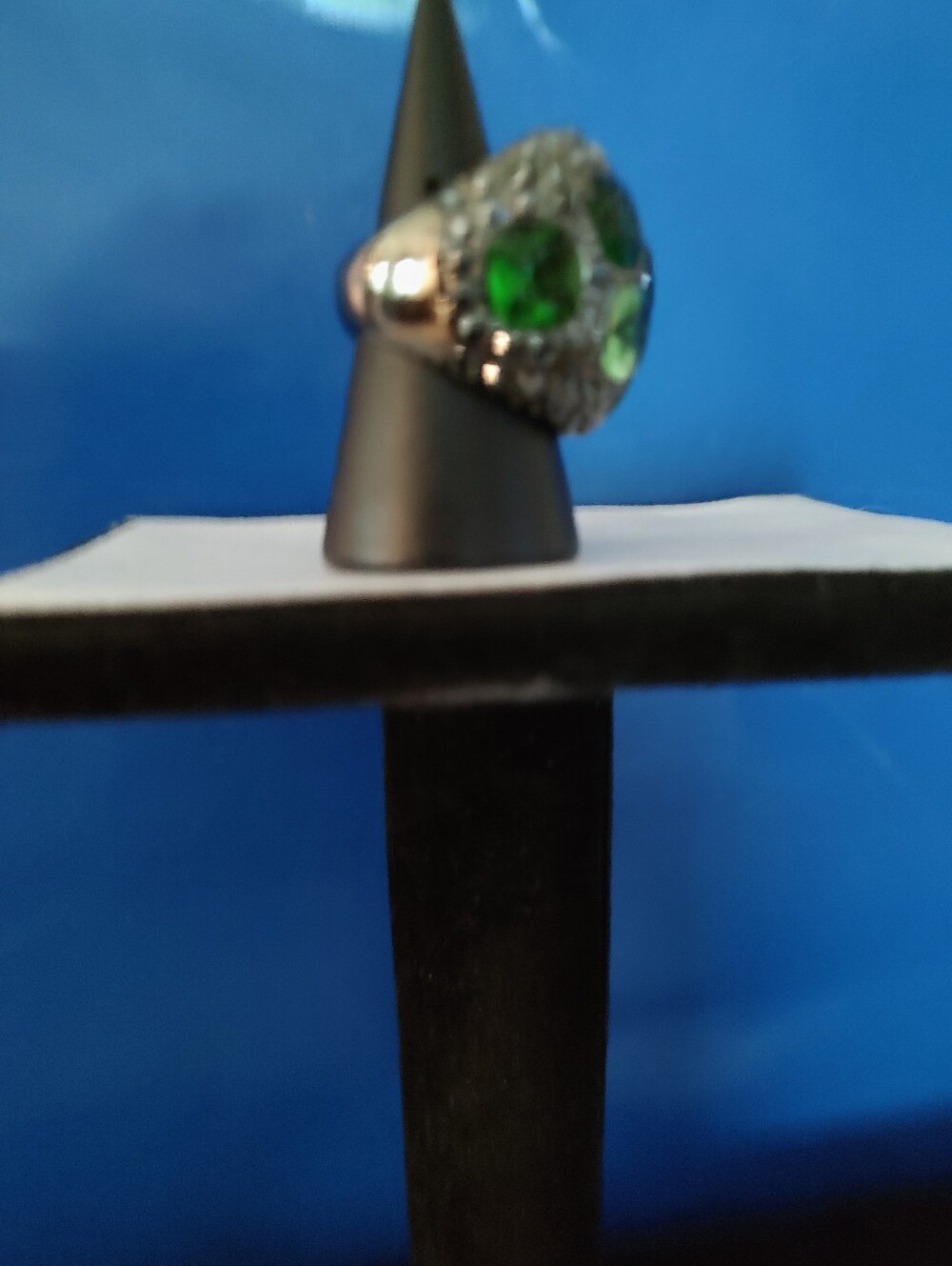 VINTAGE STATEMENT RING - Picture 2 of 10